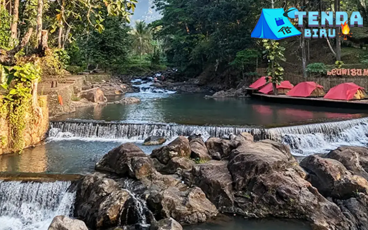Curug Leuwibumi: Air Terjun Cantik yang Bikin Lupa Pulang!