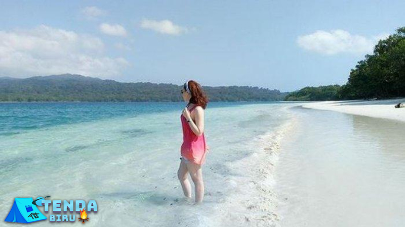 Peucang Island Tempat Tenang yang Bikin Lupa Pulang!