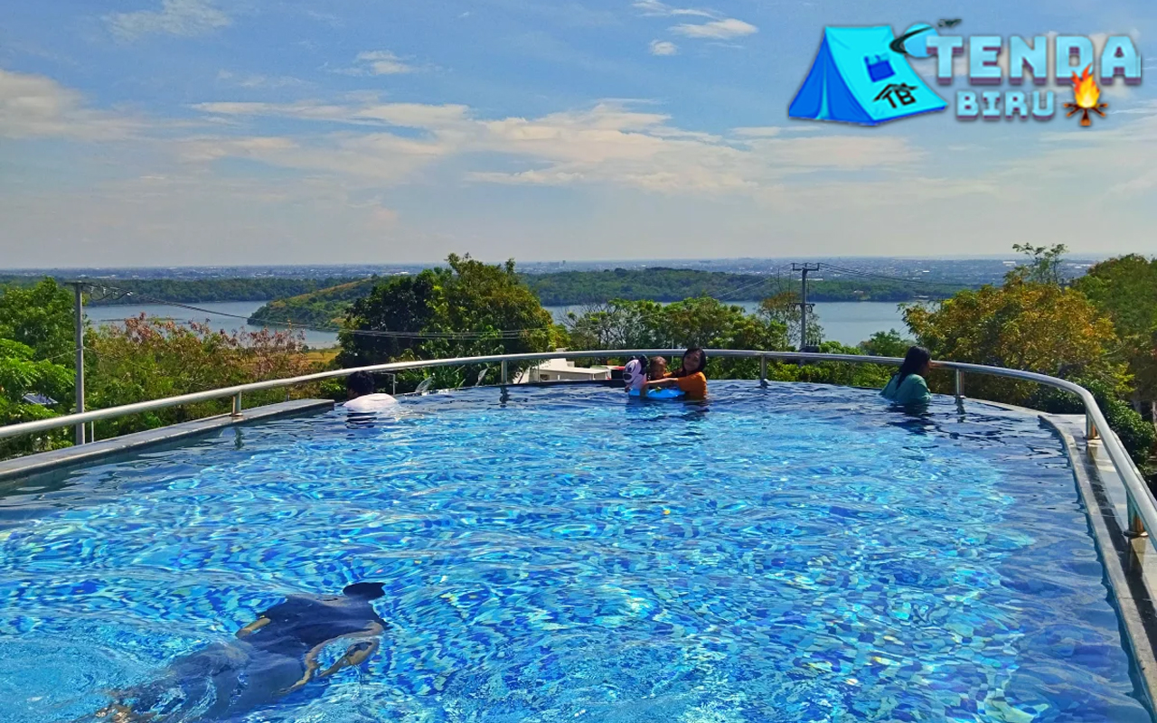 Langit Biru dan Hati Lega: Yuk ke Talaga Langit Cirebon!