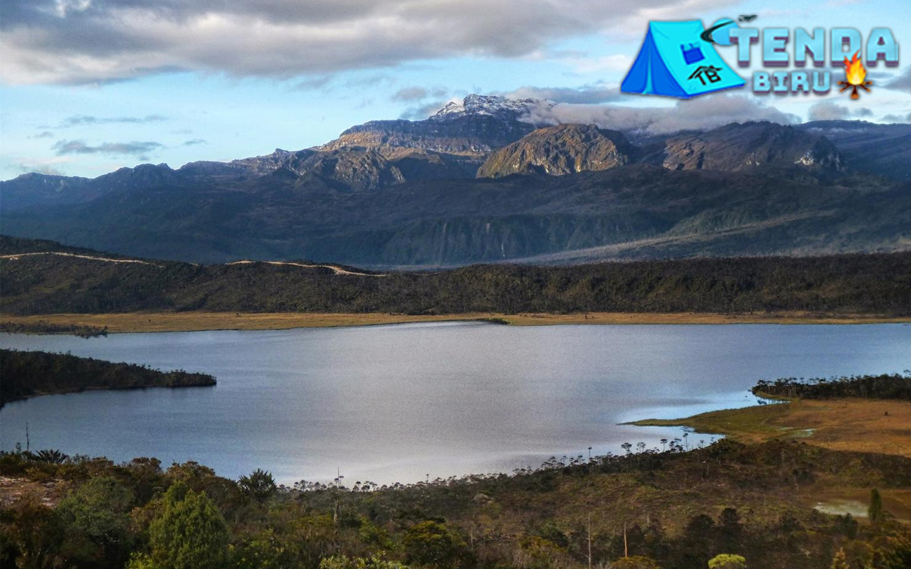 Little Lake Habema Destinasi Anti-Mainstream di Papua!