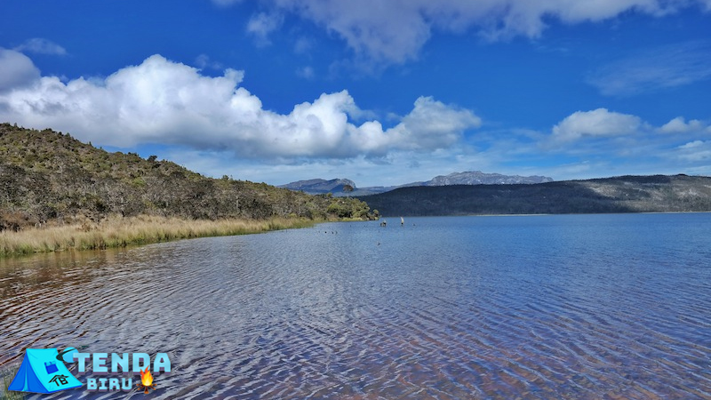 Little Lake Habema Destinasi Anti-Mainstream di Papua!