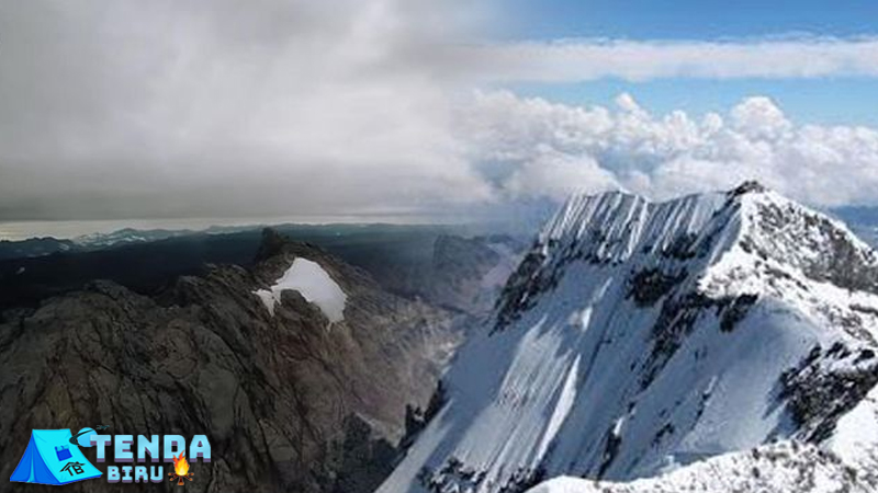 Jelajah Alam Puncak Jaya, Surganya Petualang di Papua!