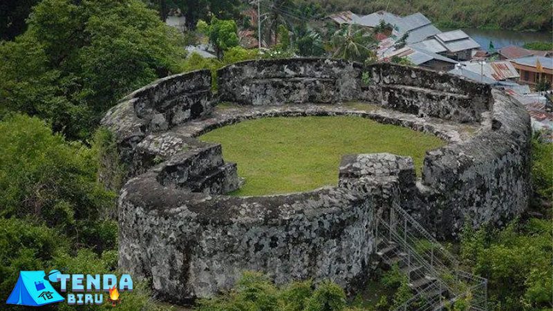Benteng Otanaha Gorontalo Daya Tarik Eksotis di Puncak Bukit