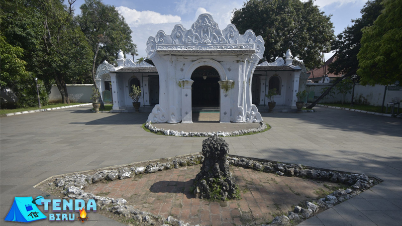 4 Jejak Sejarah yang Masih Terjaga di Keraton Kasepuhan