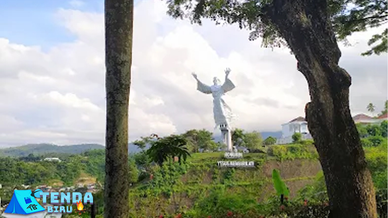 Patung Yesus Memberkati 1 Ikon Cantik Manado