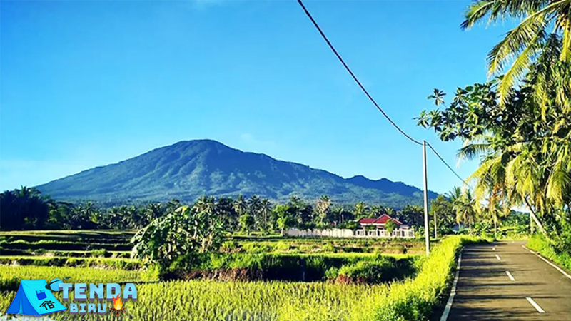Gunung Karang 10 Wisata Banten yang Menawan