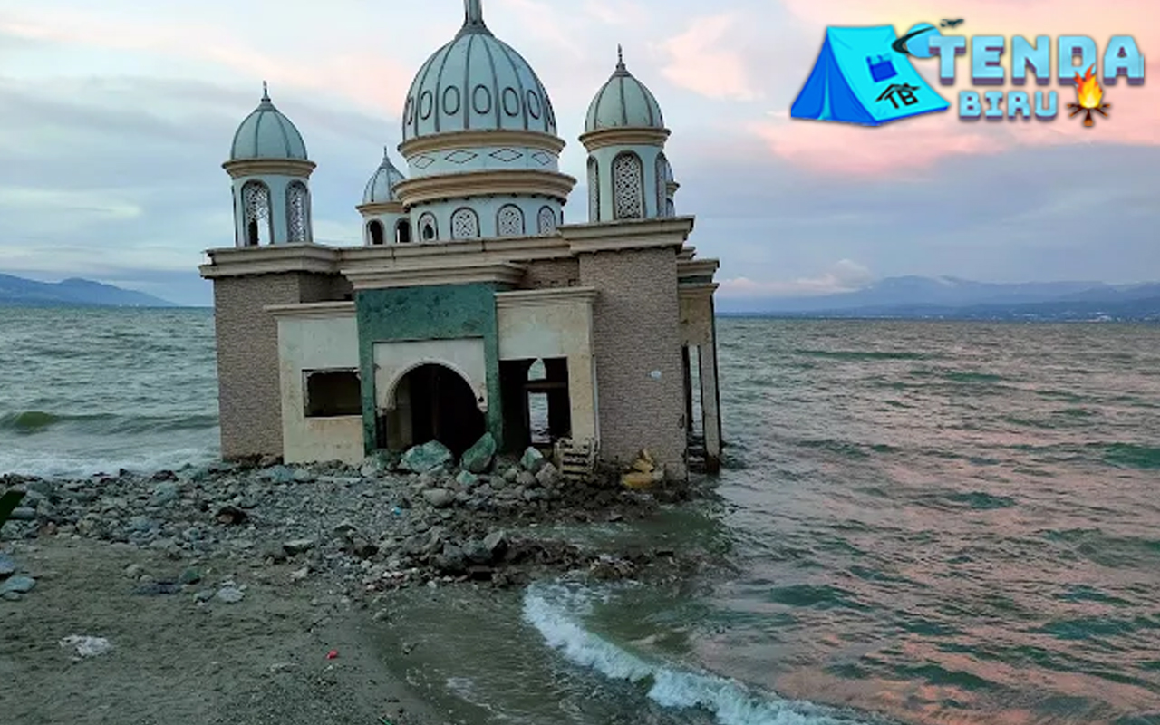 Pantai Talise Palu 10 Spot Foto dan Sunset Memukau