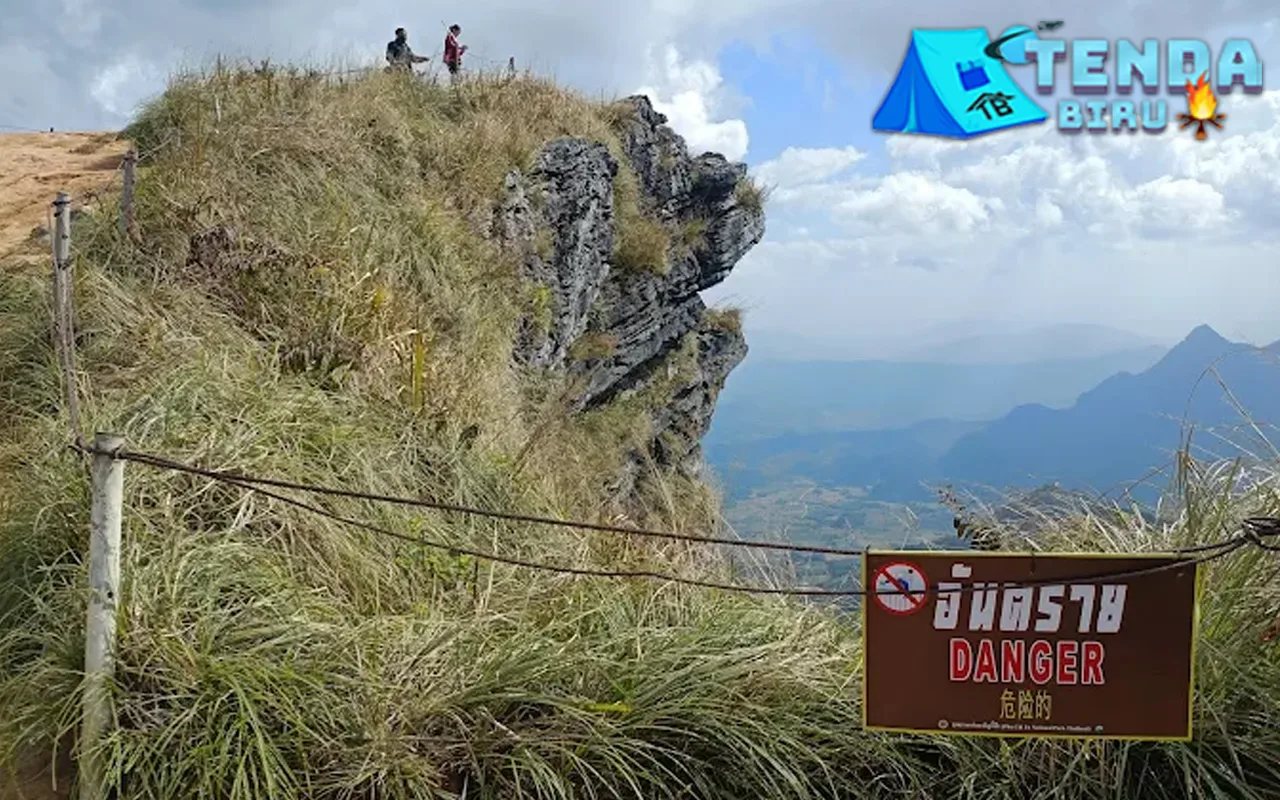 Phu Chi Fa Sunrise 7 Spektakuler di Langit Laos