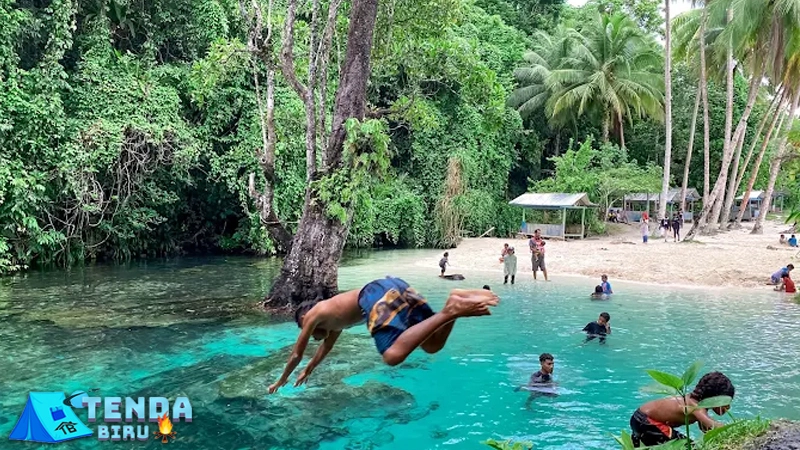 Pantai Anggopi 6 Permata Biru baru Biak Numfor