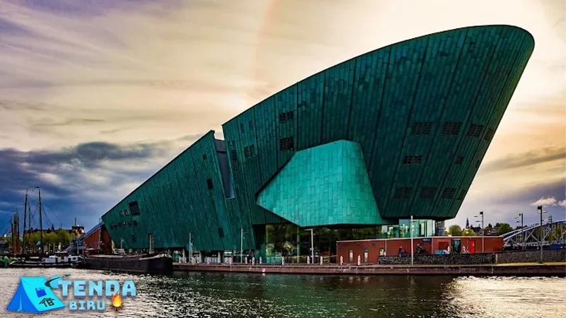 NEMO Science Museum Sentuh Penuh dan 6 Pelajari Sains!