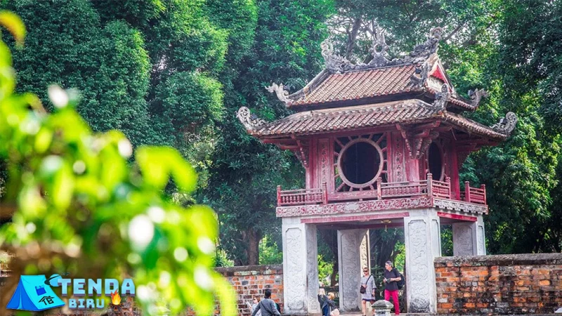 Temple of Literature Jejak 10 Kebijaksanaan Tepat 2 Temple of Literature Jejak 10 Kebijaksanaan Tepat