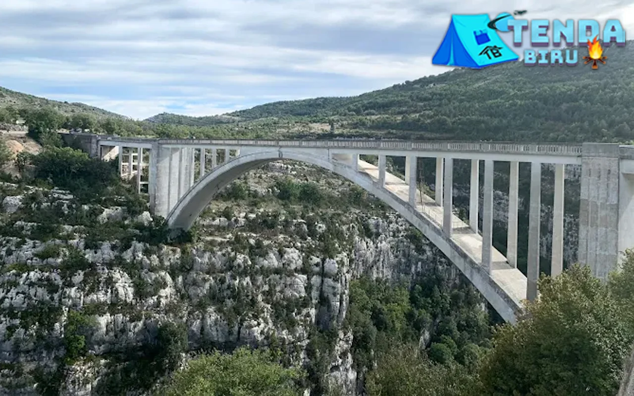 Verdon Gorge 203 Ngarai Terindah Sempurna di Prancis